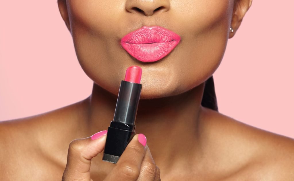 What You Need To Do To Take Good Care of Your Lips!