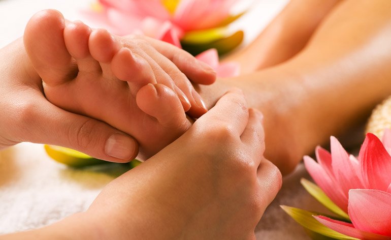 7 Secrets to Owning Beautiful Feet